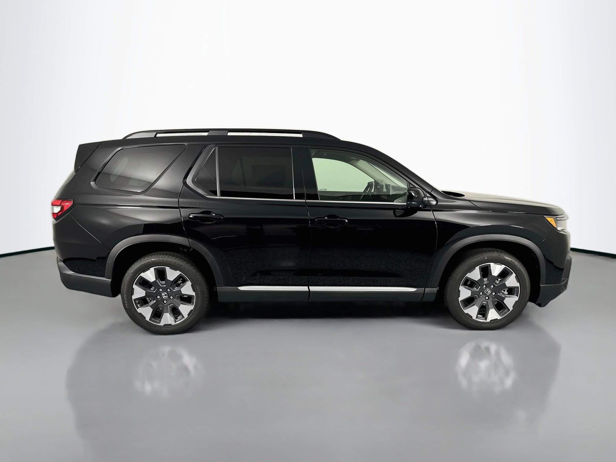 New 2026 Honda Pilot Elite image 4