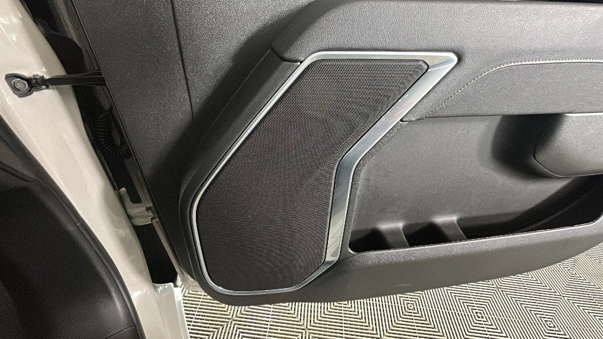 New 2026 GMC Sierra 1500 SLE AWD/4WD image 37