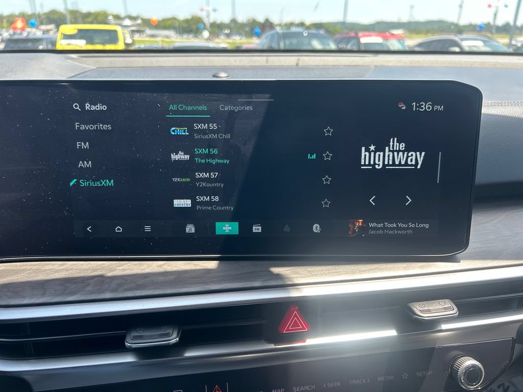 Certified 2025 Kia Sorento X-Line EX AWD/4WD image 21