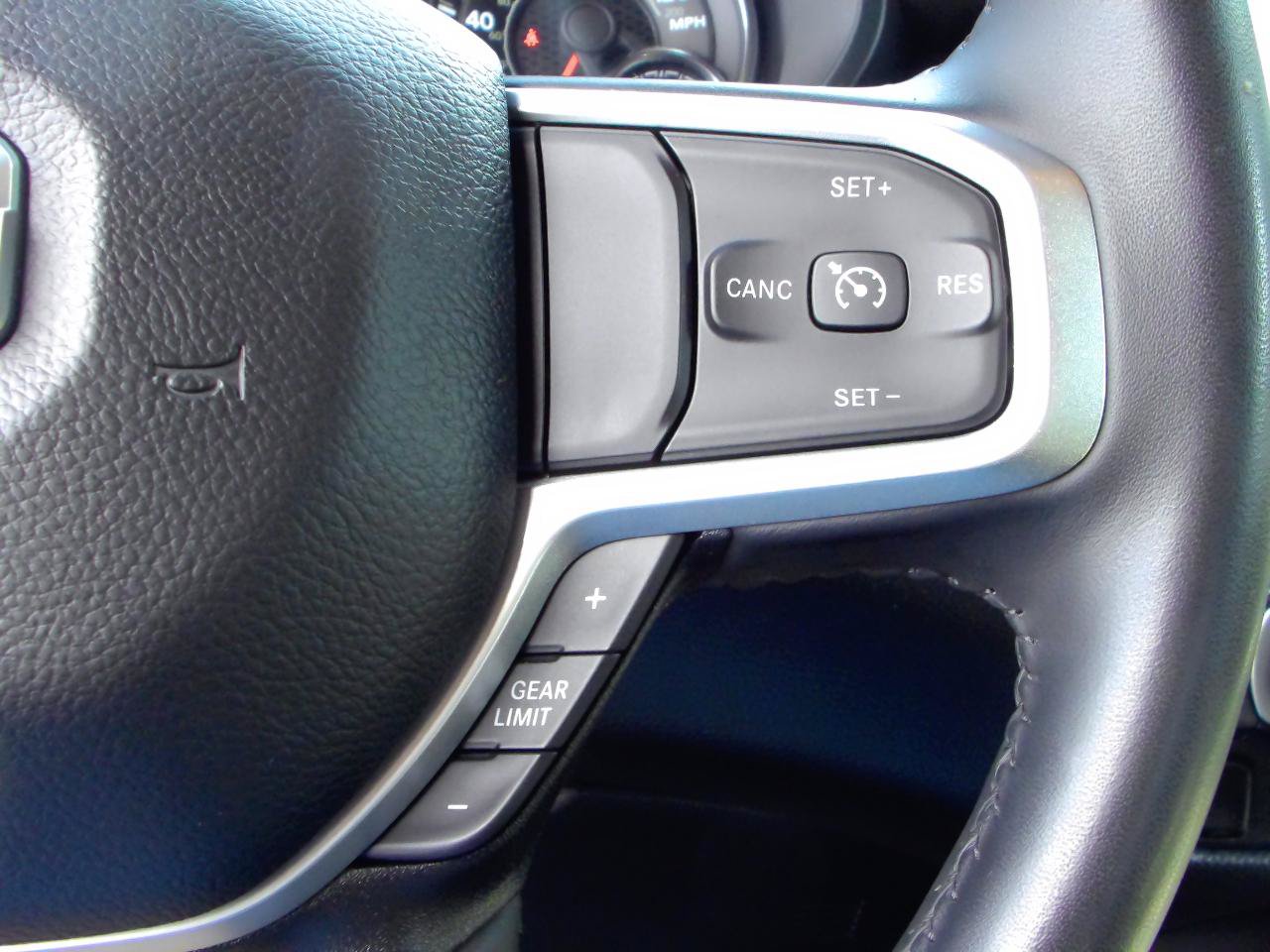 Used 2023 RAM 1500 Big Horn AWD/4WD image 18