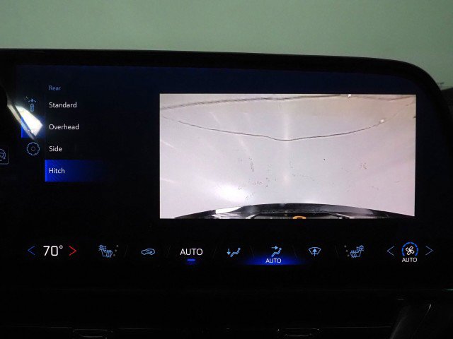 Used 2024 Chevrolet Equinox EV LT image 29