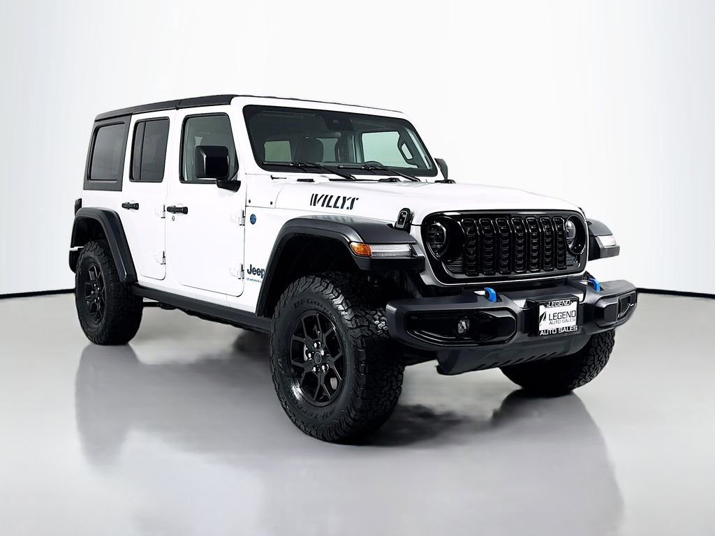 Used 2024 Jeep Wrangler Unlimited AWD/4WD image 3