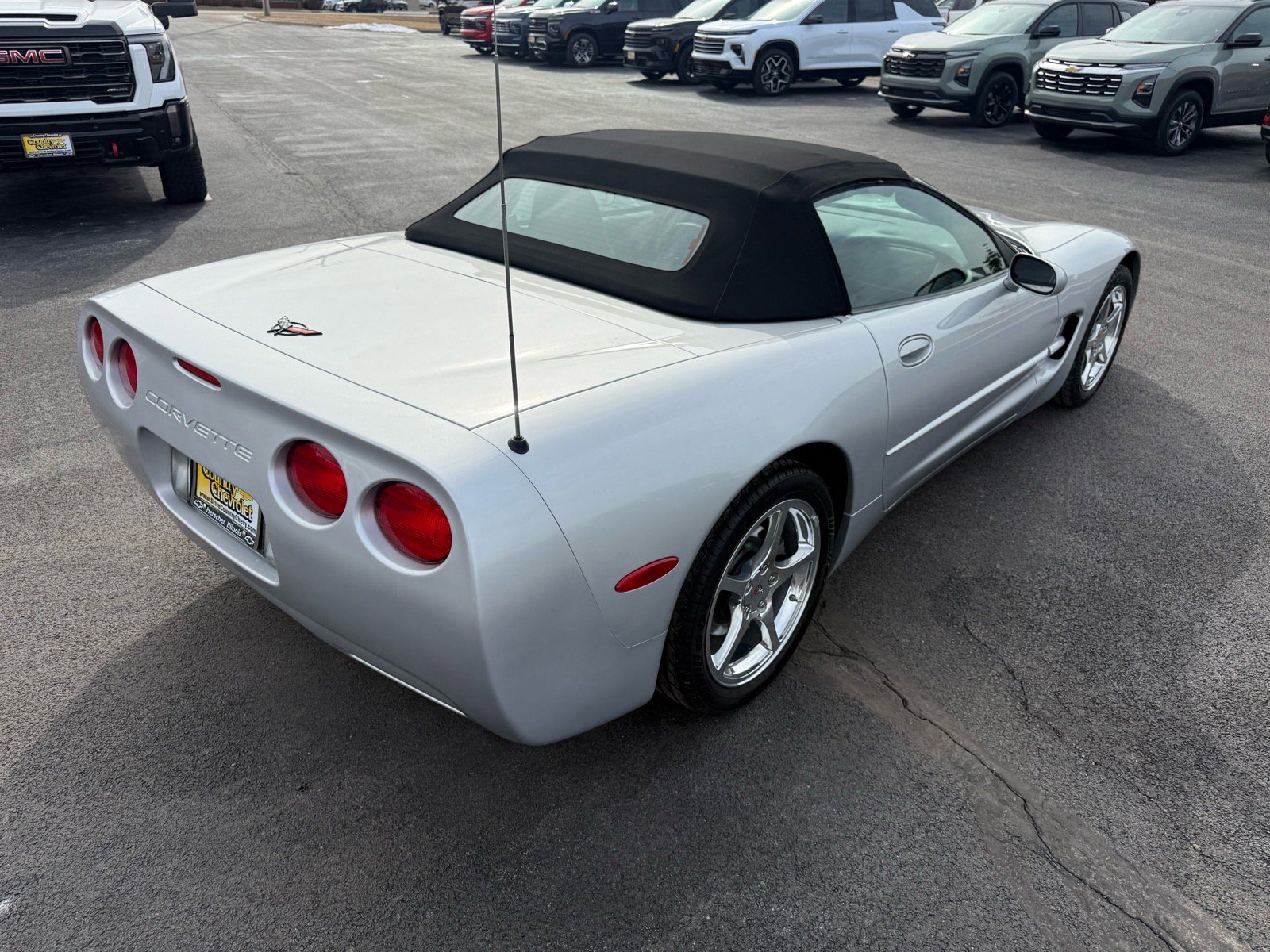 Used 2002 Chevrolet Corvette Convertible w/ Preferred Equipment Group1 RWD image 24