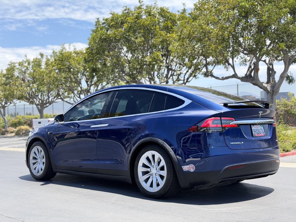 Used 2017 Tesla Model X 75D AWD/4WD image 6