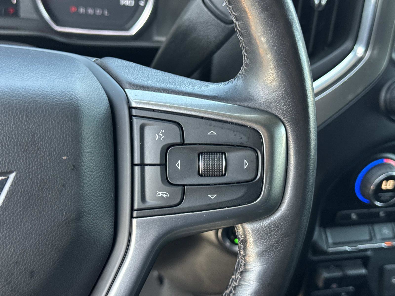 Used 2020 Chevrolet Silverado 1500 RST w/ All-Star Edition RWD image 12