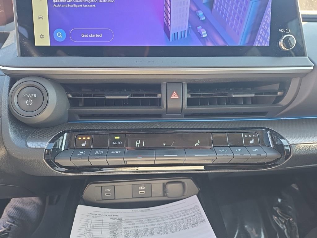 Used 2024 Toyota Prius XLE image 16