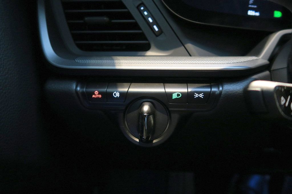 Used 2024 Porsche 911 Carrera S image 28