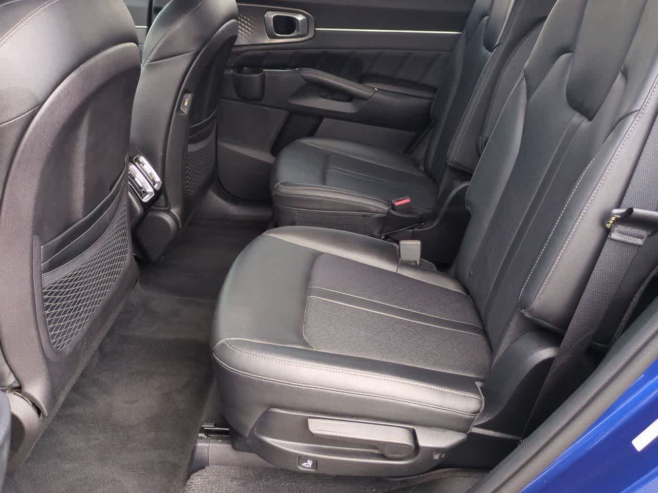 Used 2022 Kia Sorento SX AWD/4WD image 19