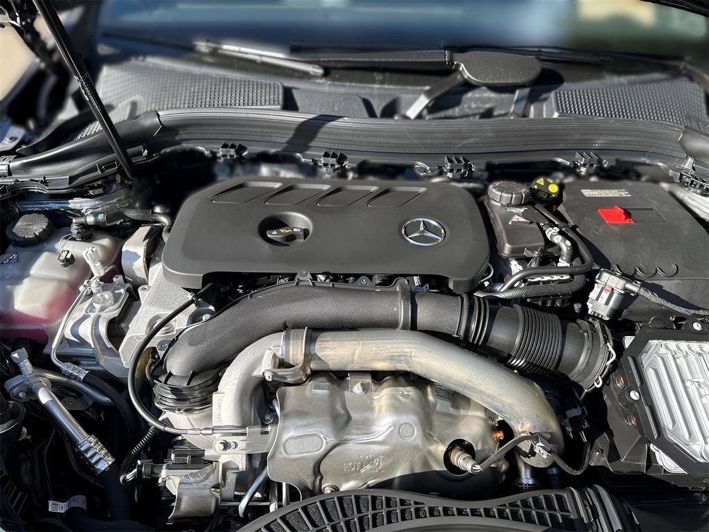 New 2026 Mercedes-Benz GLA 250 4MATIC image 25