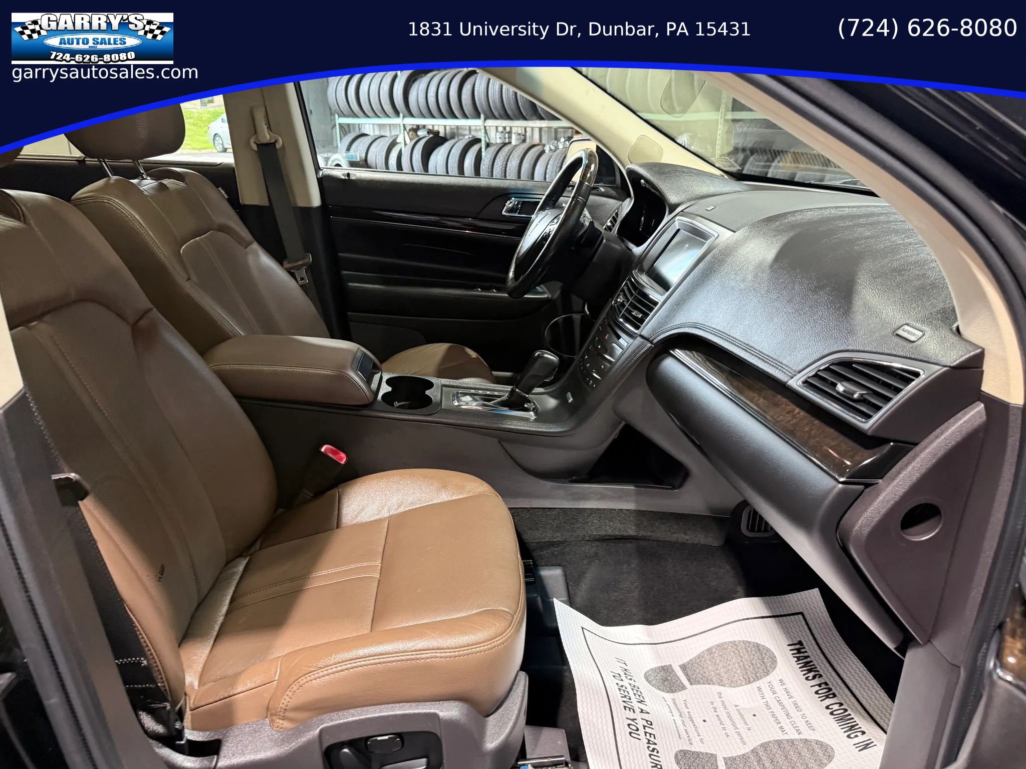 Used 2018 Lincoln MKT AWD image 30