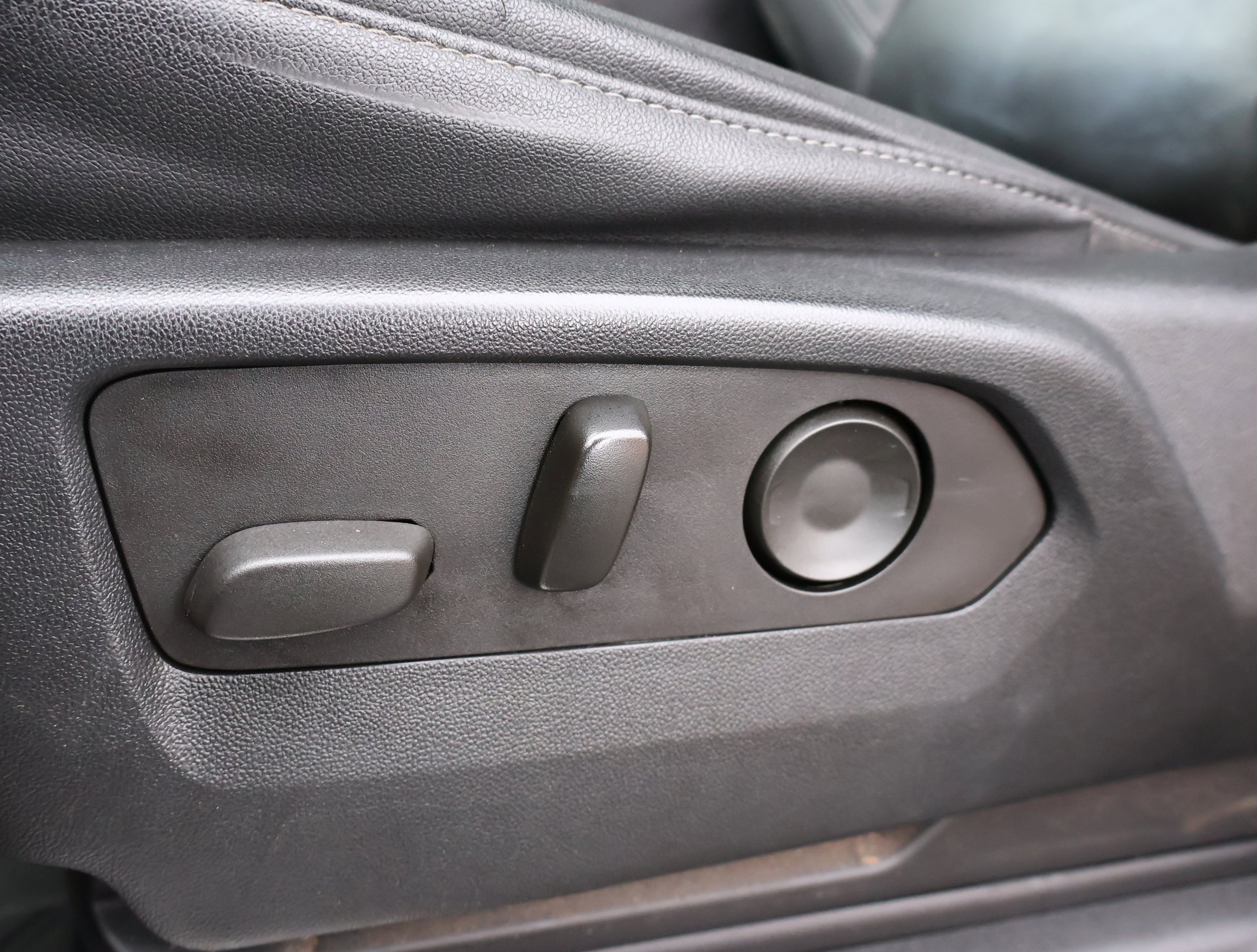 Used 2022 Chevrolet Silverado 1500 LT Trail Boss w/ LT Trail Boss Premium Package image 9