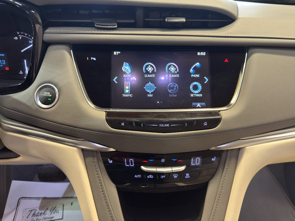 Used 2017 Cadillac XT5 Luxury w/ Driver Awareness Package AWD/4WD image 18