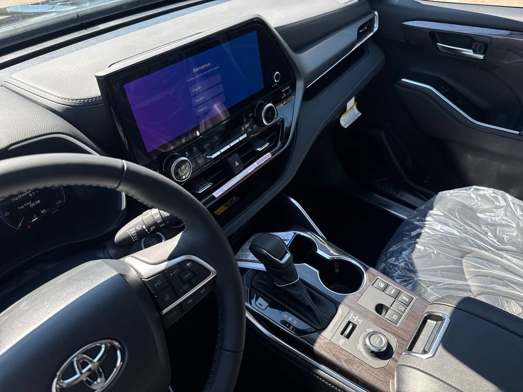 New 2026 Toyota Highlander Limited AWD/4WD image 20