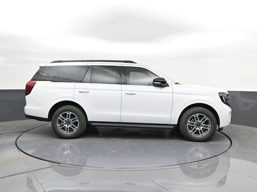 New 2026 Ford Expedition Active RWD image 24