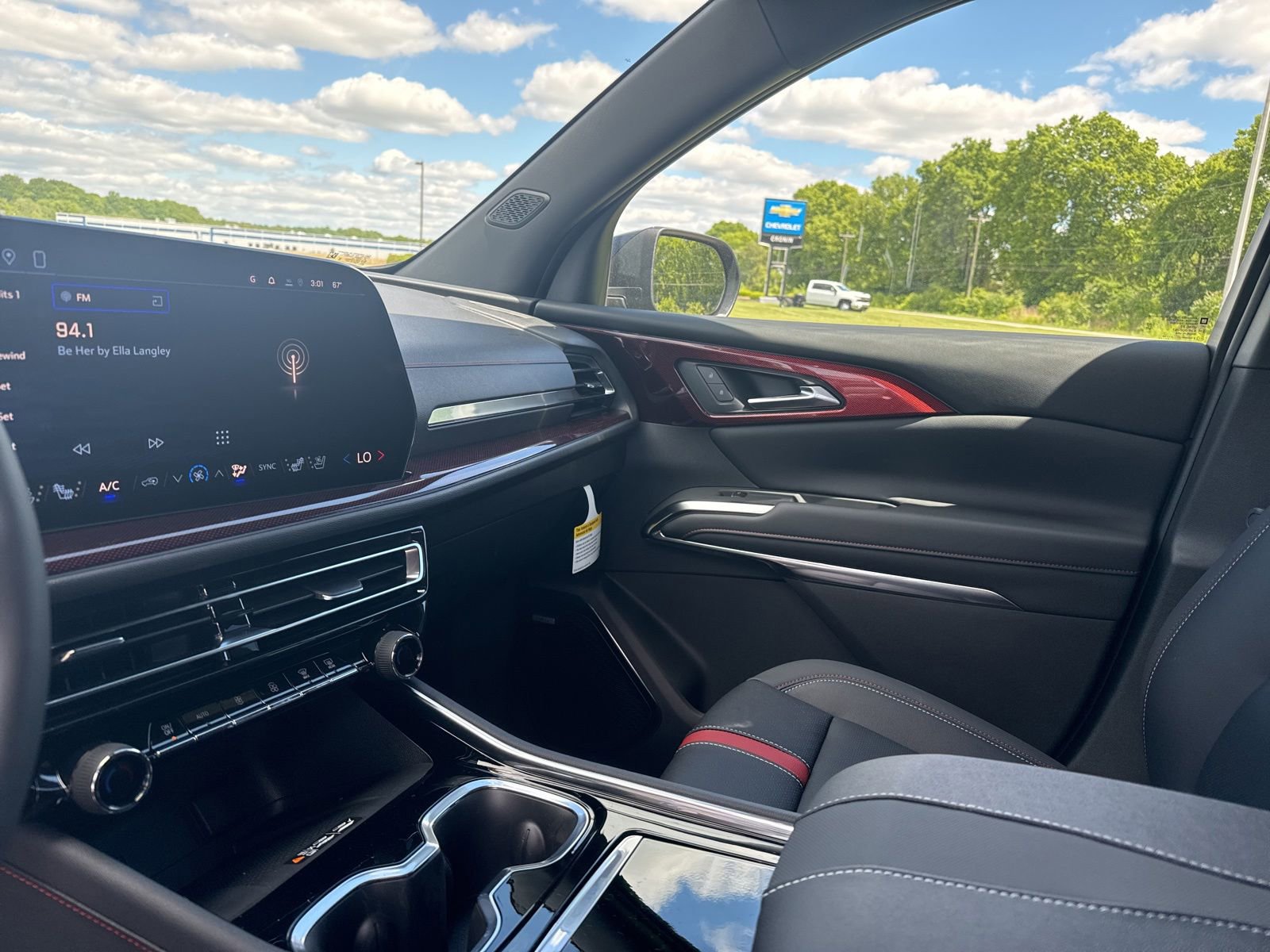 New 2026 Chevrolet Traverse RS AWD/4WD image 23