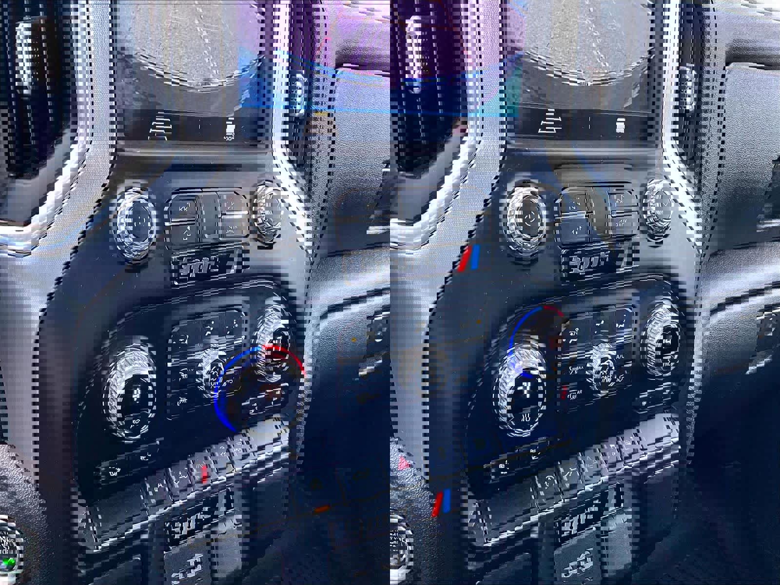 Used 2021 GMC Sierra 1500 Elevation image 26