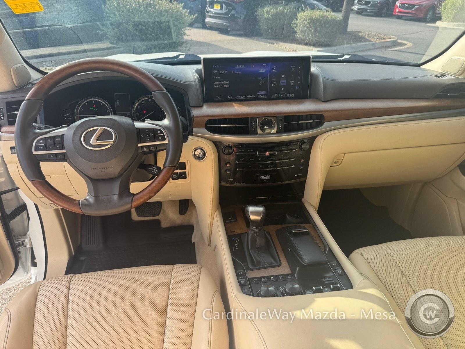 Used 2021 Lexus LX 570 4WD w/ Luxury Package image 16