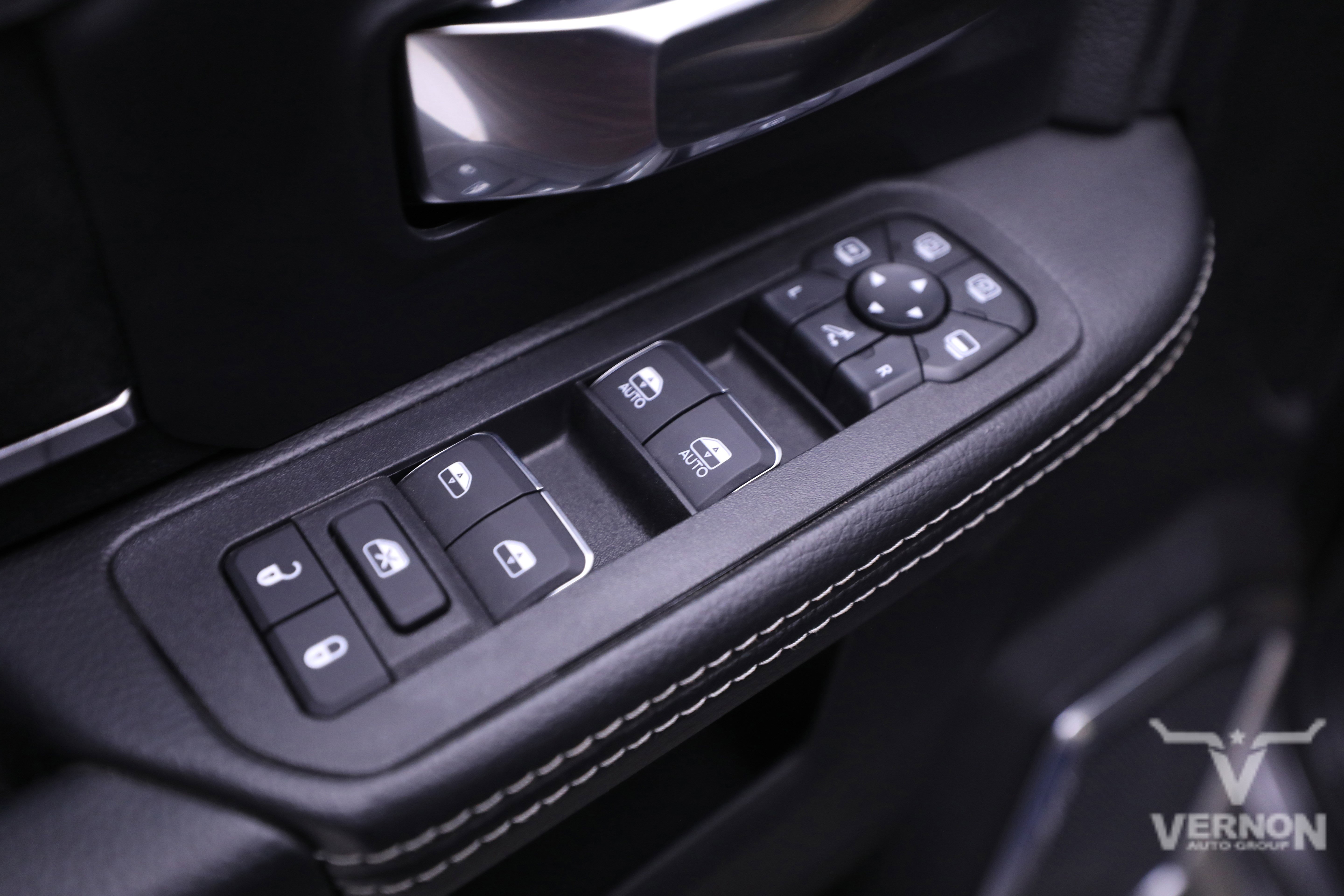 New 2025 RAM 3500 Laramie image 18