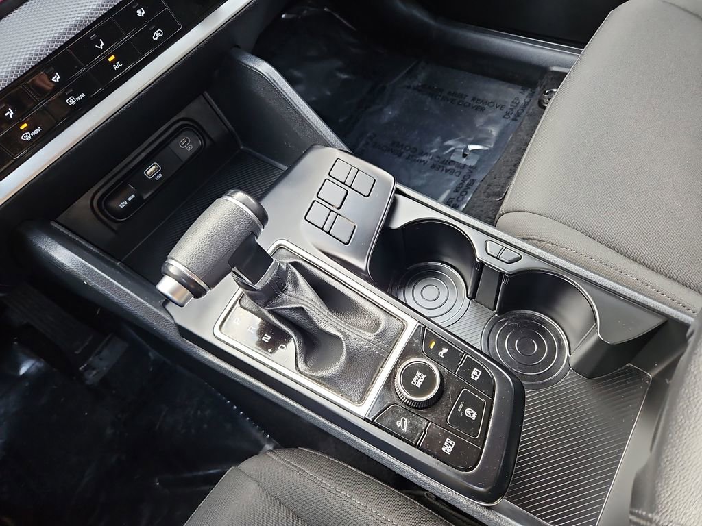 Used 2024 Kia Sportage LX image 18