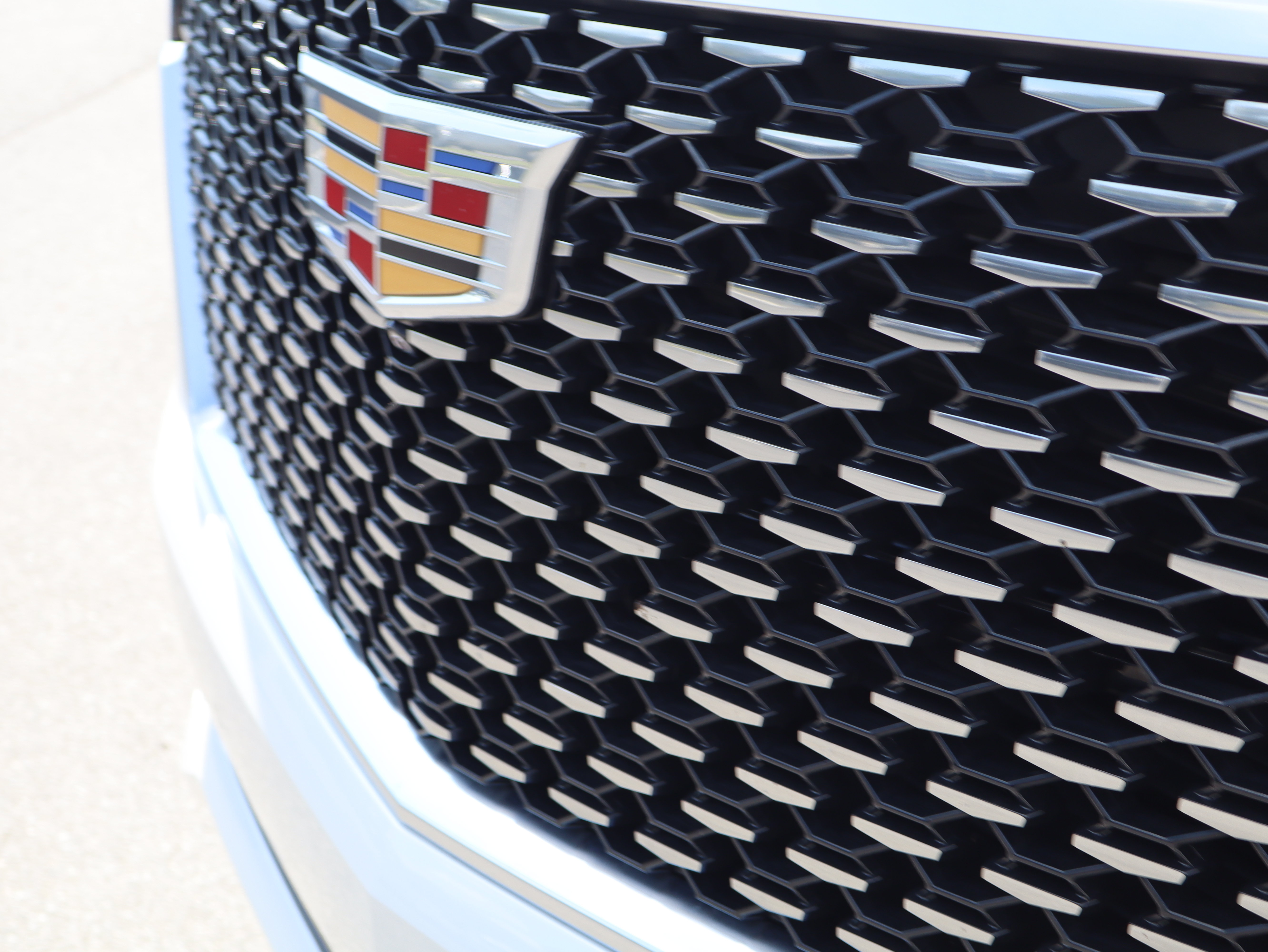 Used 2023 Cadillac Escalade ESV Premium Luxury w/ Performance Package AWD/4WD image 11