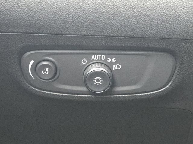 Used 2024 Buick Encore GX Avenir w/ Avenir Convenience Package image 13