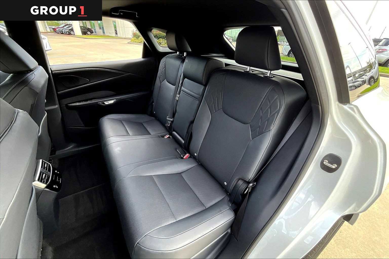 Used 2025 Lexus RX 350 Premium w/ Accessory Package (Z1) image 18