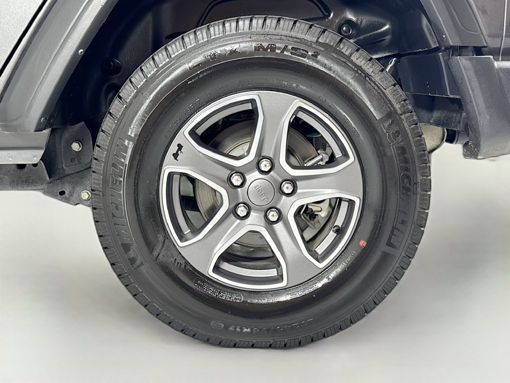Used 2022 Jeep Wrangler Unlimited Sport AWD/4WD image 11
