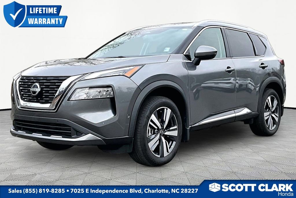 Used 2023 Nissan Rogue SL w/ SL Premium Package image 3