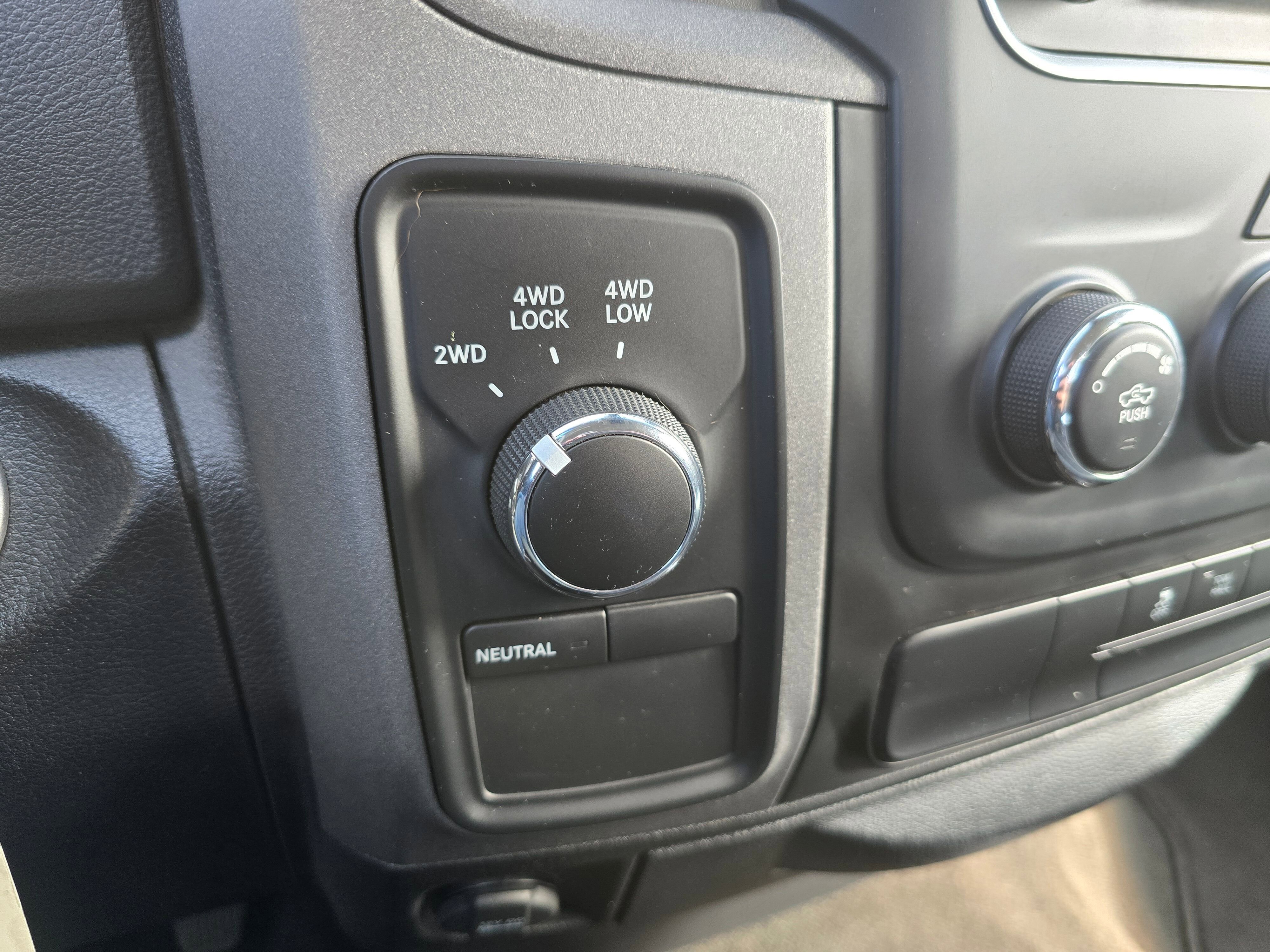 Used 2013 RAM 1500 ST w/ SXT Appearance Group AWD/4WD image 20