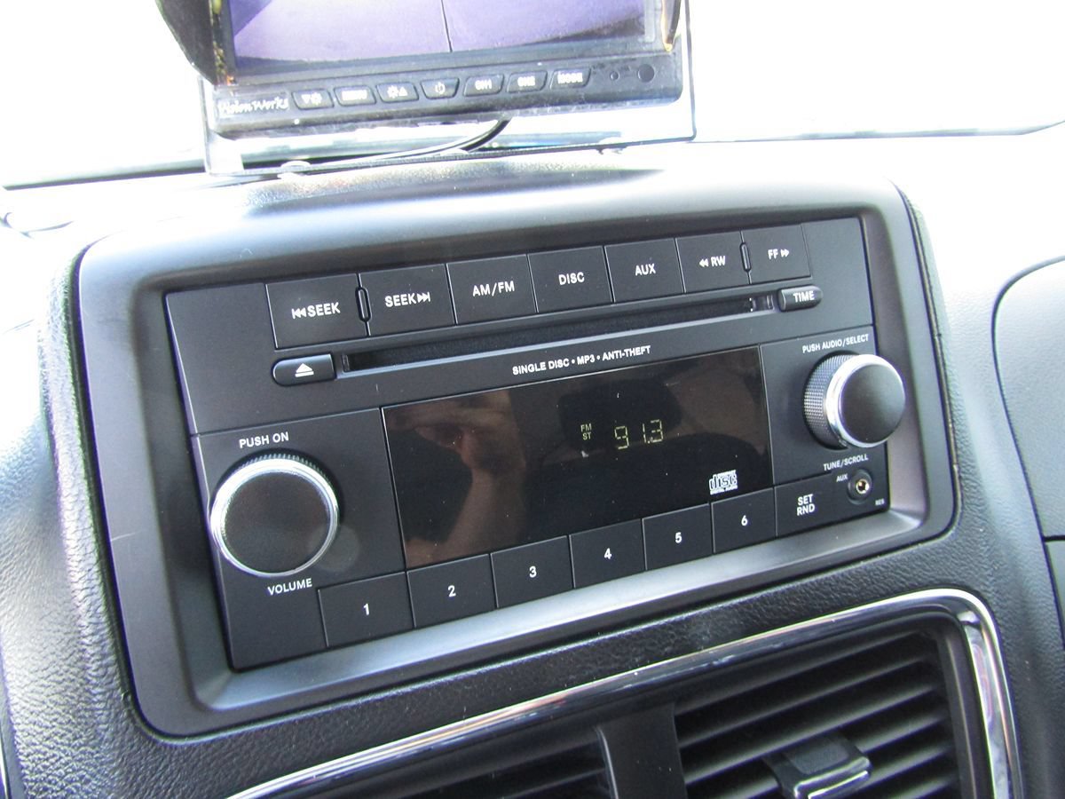 Used 2013 RAM C/V Tradesman FWD image 12