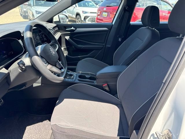 Used 2026 Volkswagen Jetta Sport FWD image 15