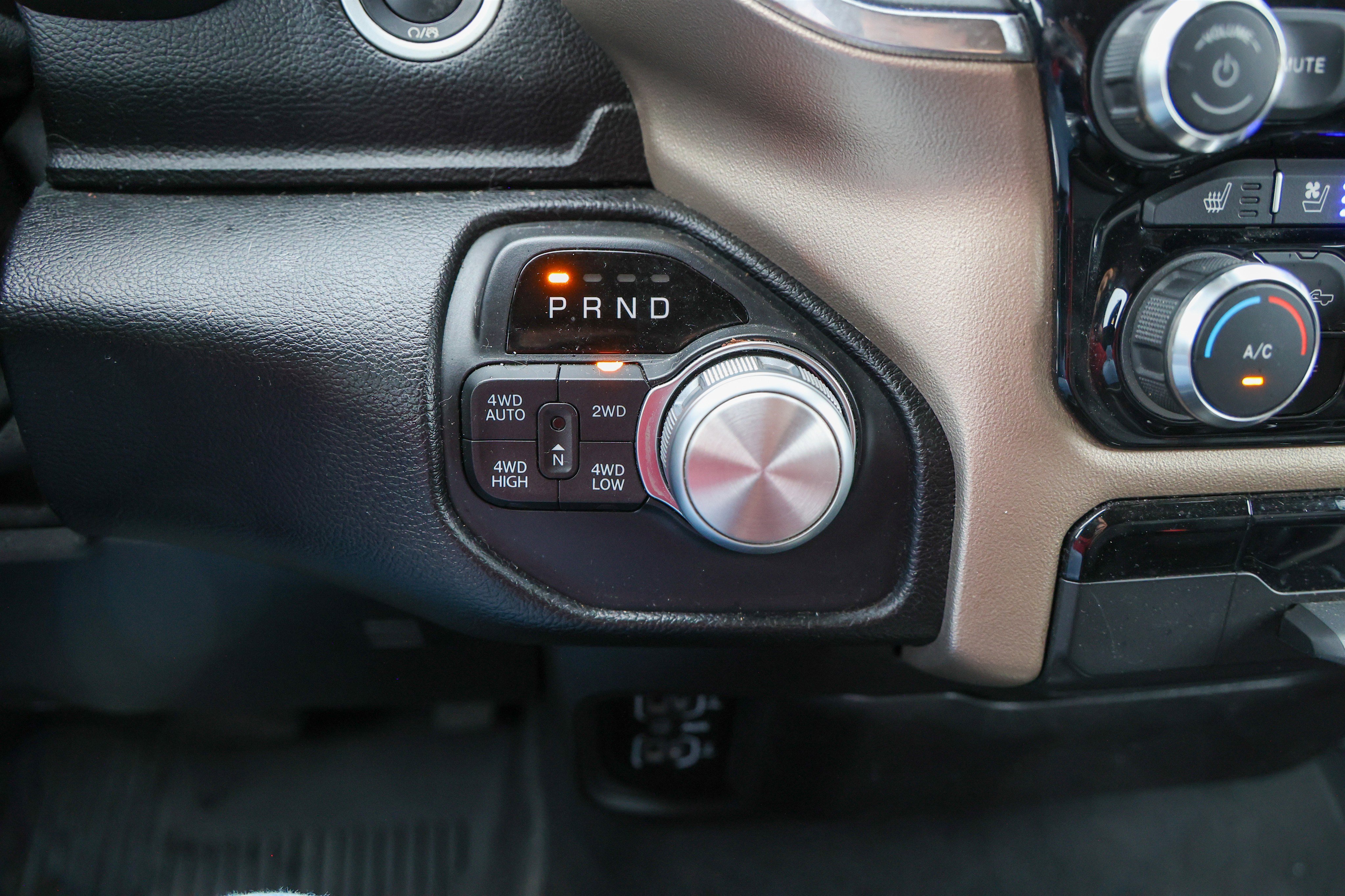 Used 2019 RAM 1500 Laramie AWD/4WD image 24