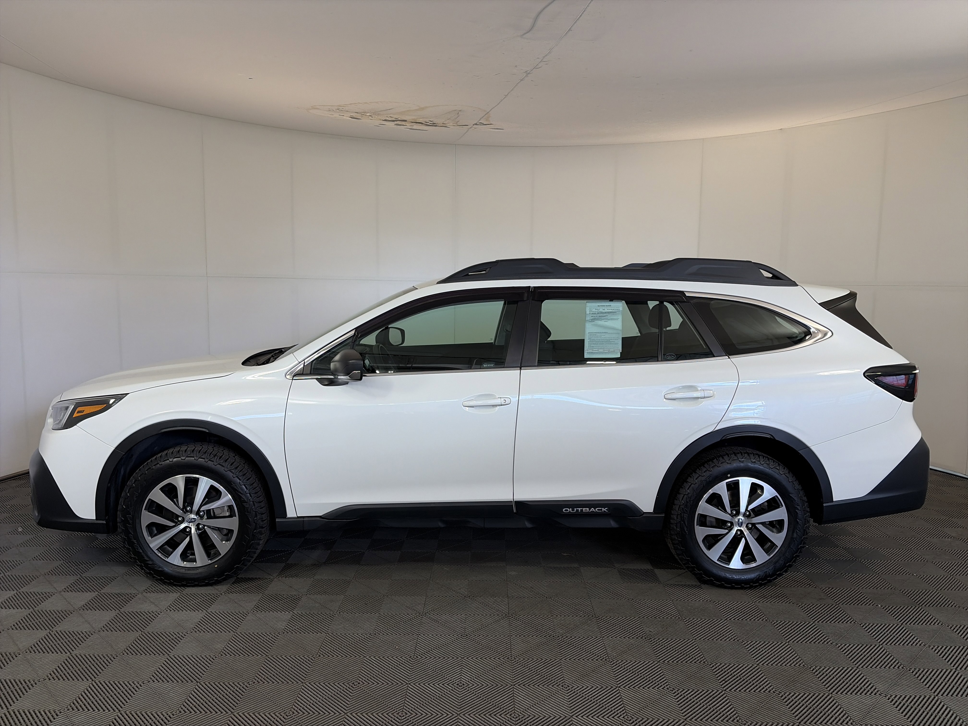 Used 2022 Subaru Outback 2.5i image 8