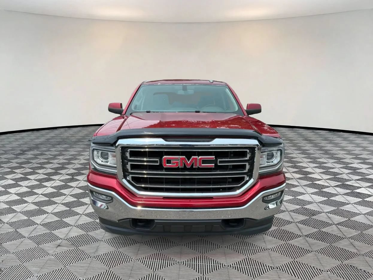 Used 2018 GMC Sierra 1500 SLE w/ SLE Value Package AWD/4WD image 2
