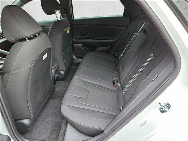 New 2026 Hyundai Elantra SEL Sport FWD image 12