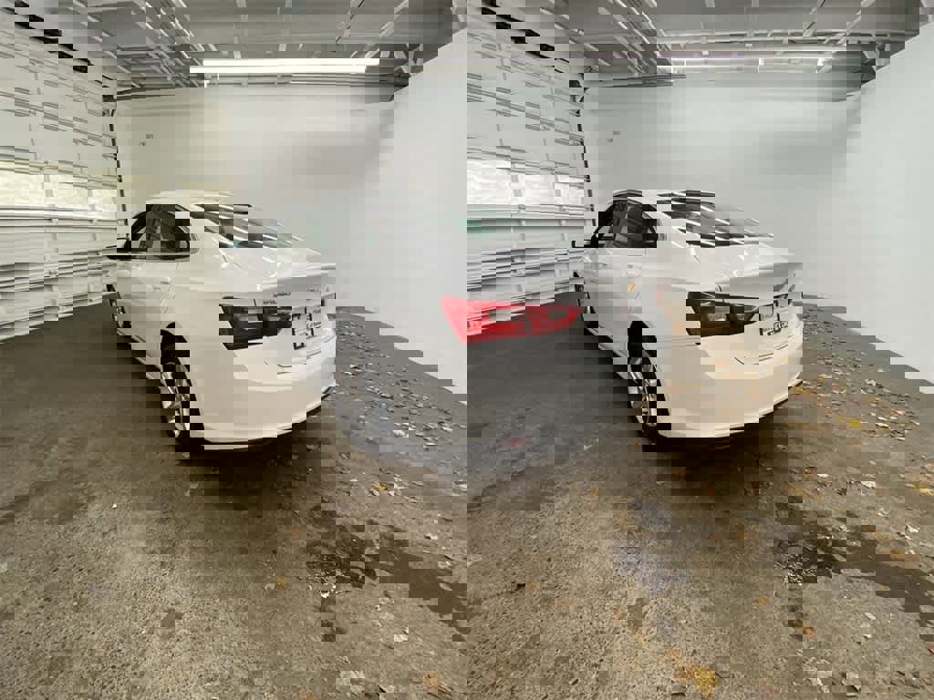 Used 2023 Chevrolet Malibu LT image 4