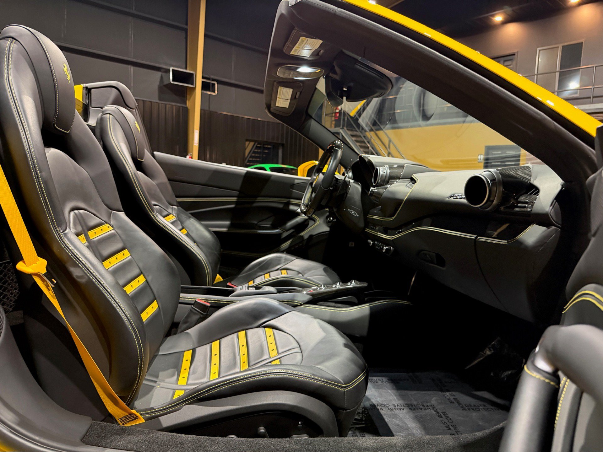 Used 2023 Ferrari F8 Tributo RWD image 54