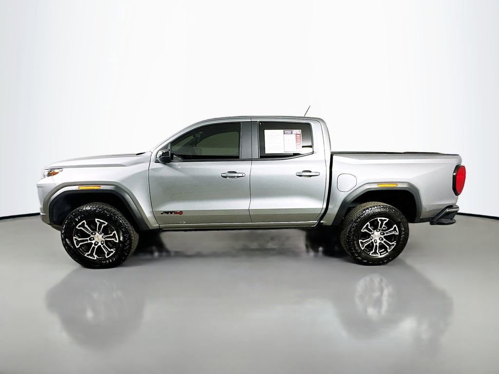 Used 2025 GMC Canyon AT4 image 5