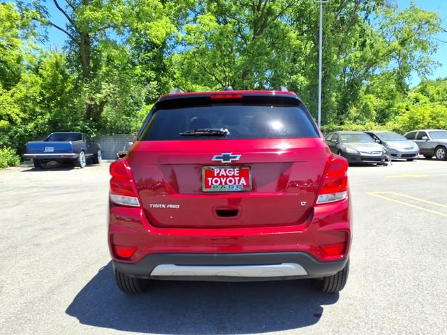 Used 2020 Chevrolet Trax LT w/ LT Convenience Package AWD/4WD image 7
