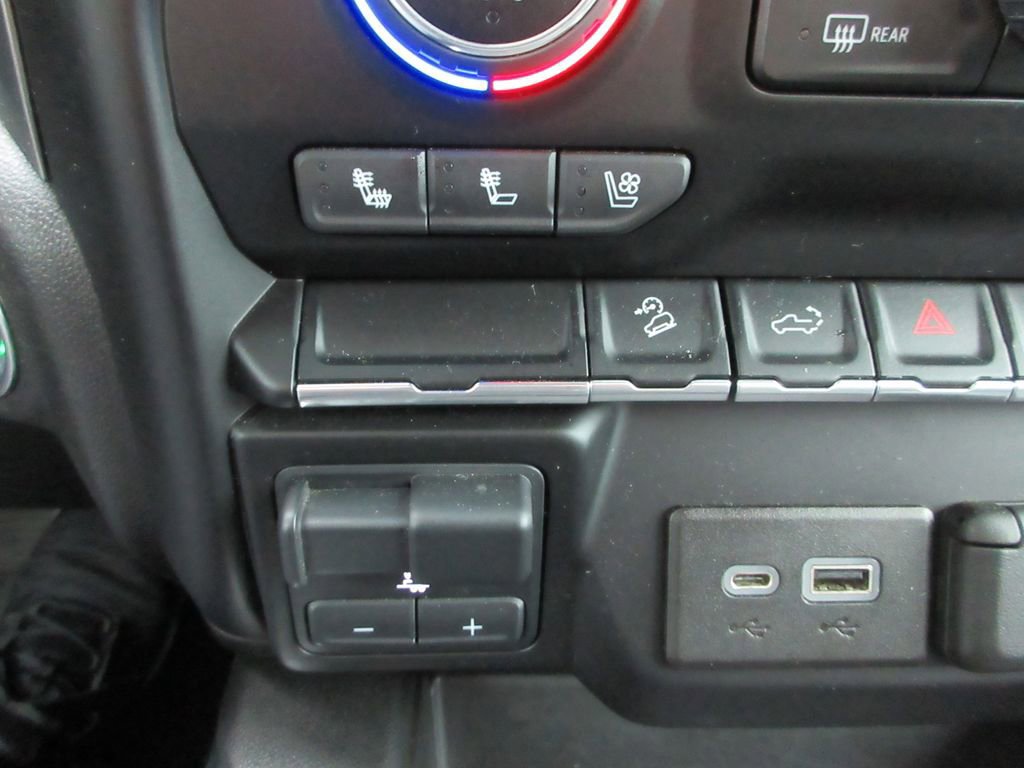 Certified 2022 Chevrolet Silverado 3500 LTZ w/ LTZ Convenience Package image 34