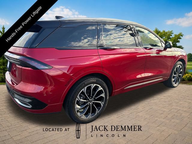 Certified 2024 Lincoln Nautilus Reserve w/ Equipment Group 202A AWD/4WD image 7