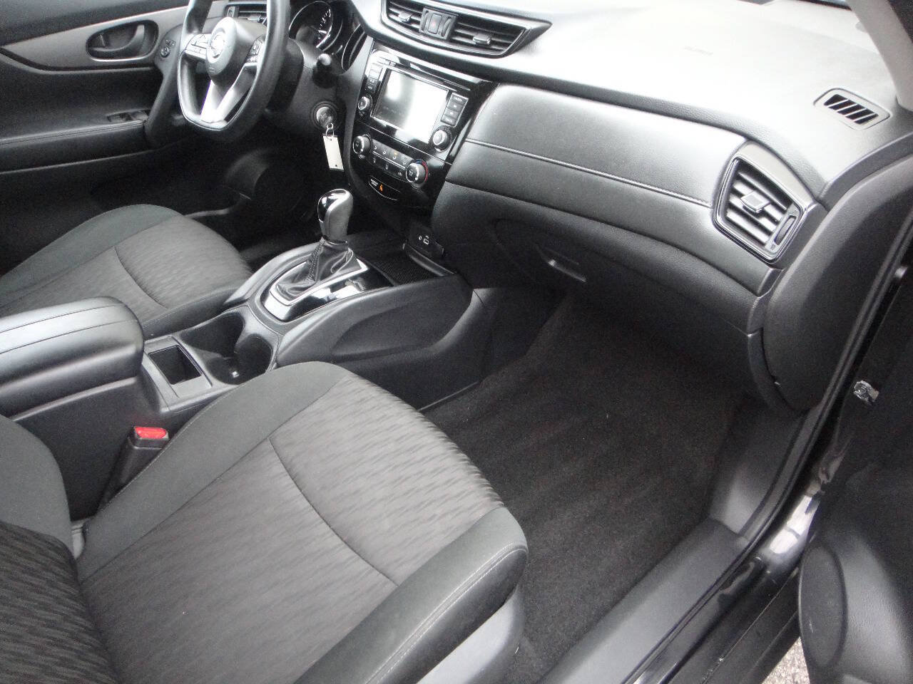 Used 2020 Nissan Rogue S AWD/4WD image 13