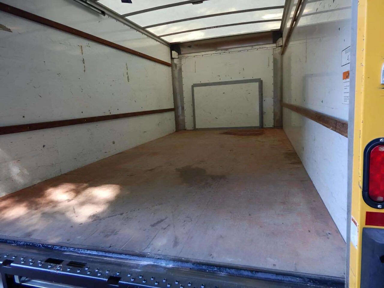 Used 2019 Ford E-350 and Econoline 350 Super Duty image 29