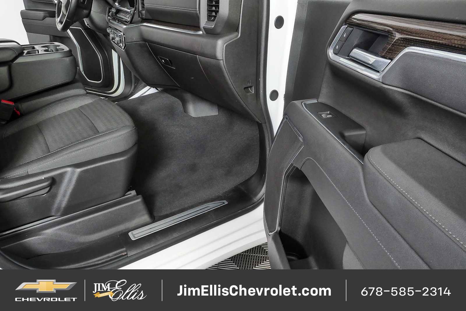 Certified 2026 Chevrolet Silverado 1500 RST AWD/4WD image 24