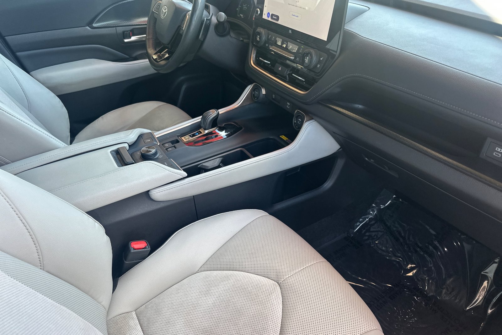 Certified 2025 Toyota Grand Highlander AWD Hybrid image 21