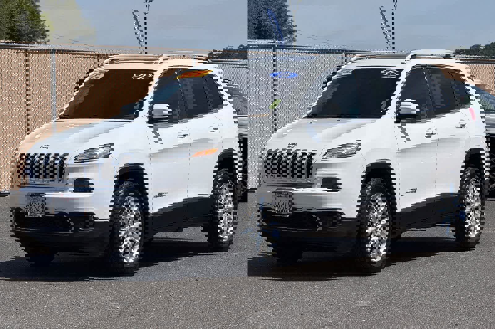 Used 2016 Jeep Cherokee Limited image 7