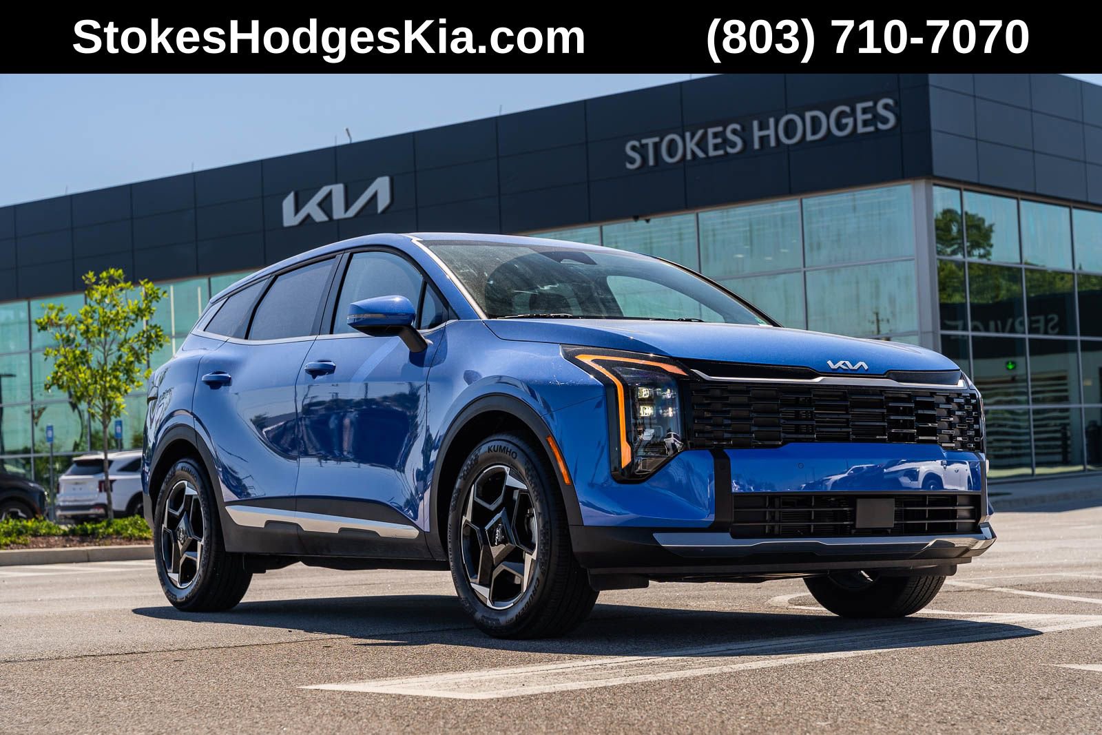 Used 2026 Kia Sportage EX FWD image 1