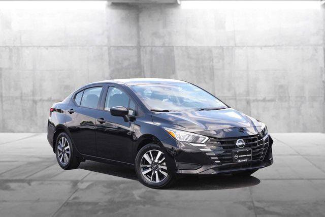 Used 2024 Nissan Versa S w/ S Plus Package FWD image 2