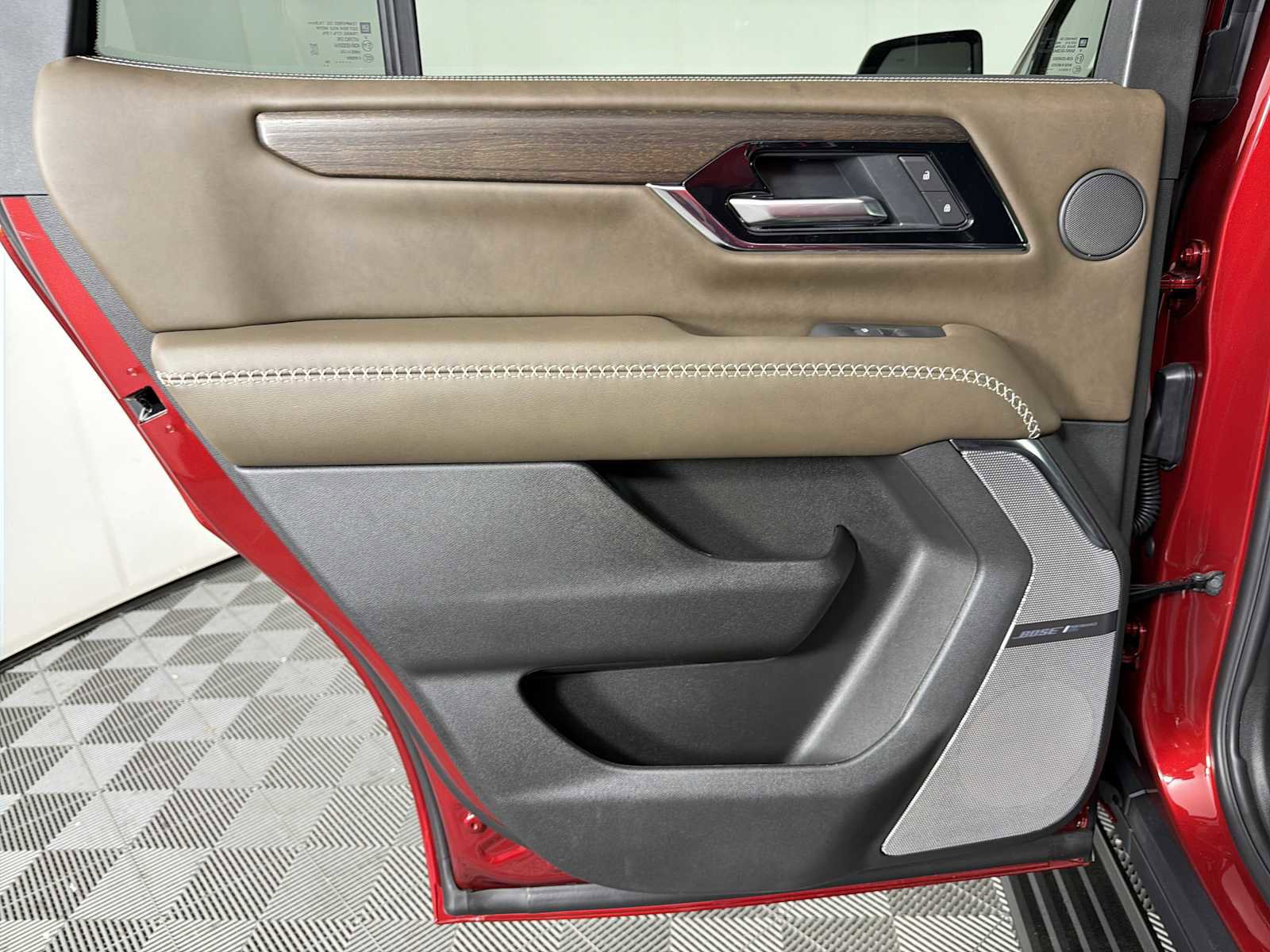 New 2026 GMC Yukon Denali Ultimate AWD/4WD image 23