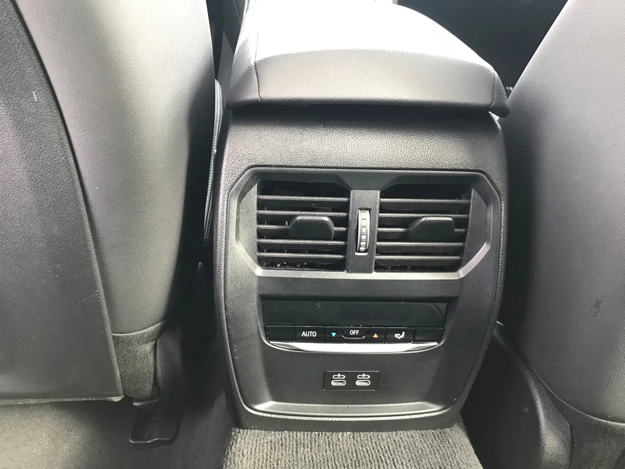 Used 2025 BMW i4 xDrive40i w/ Premium Package image 39